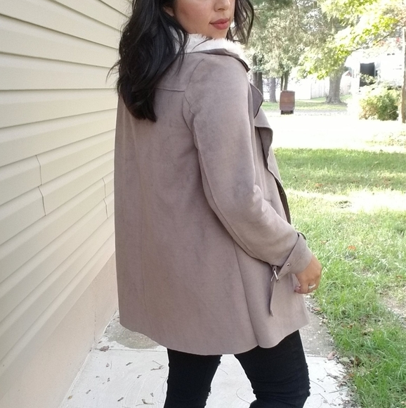 OVERSIZED BOYFRIEND TAUPE JACKET - Picture 4 of 15